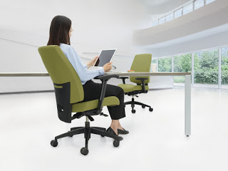 global g1 ergo select task chair in use