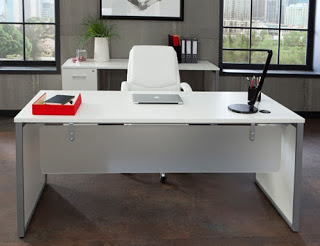 OFM Fulcrum Desk